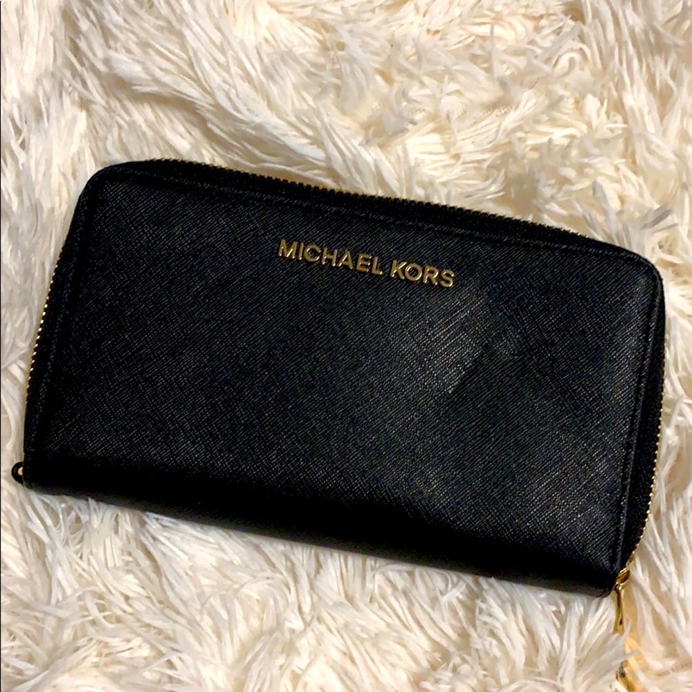 Michael Kors Pebbled Leather Wallet